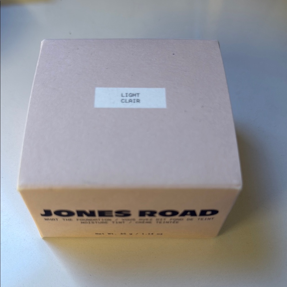 Jones Road Light Clair Foundation